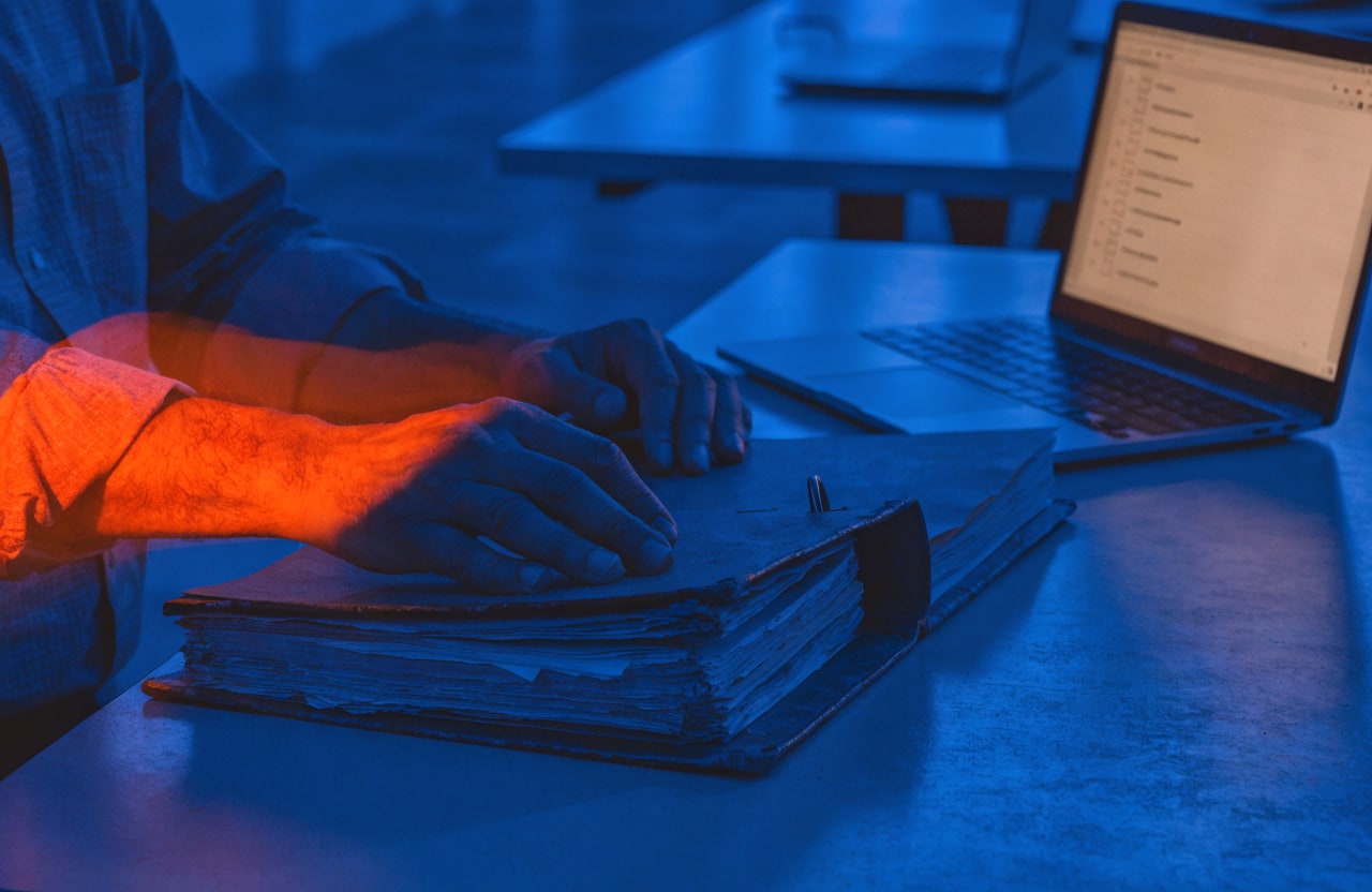 The paper binder, turned into software